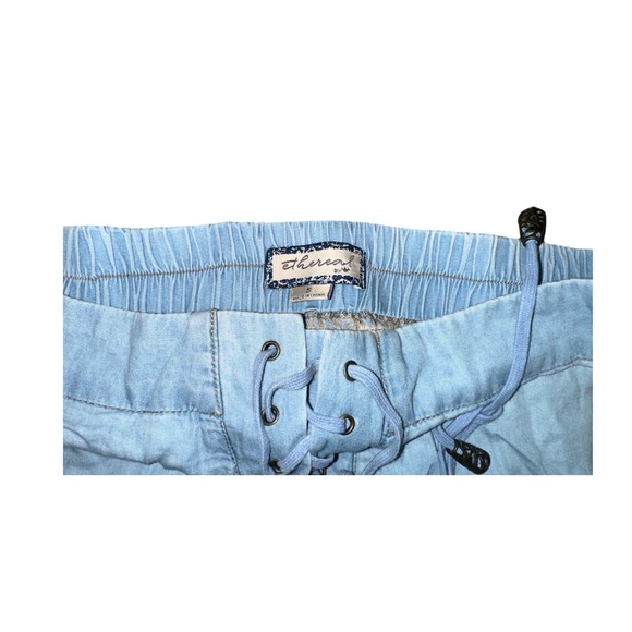 Blue lace up shorts - Picture 3 of 3